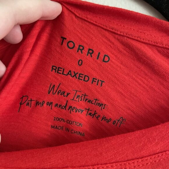 Torrid Sz 0 US L/12 Valentine Paws Relaxed Fit Heritage Slub Crew Neck Tee NWT - Picture 6 of 10